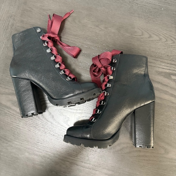 Schutz Zara Lug Sole Leather Boots size 8 B - Picture 5 of 11